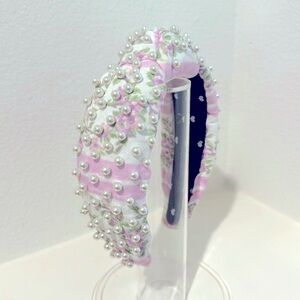 LoveShackFancy x Lele Sadoughi Pastel Clouds Pearl Knotted Headband